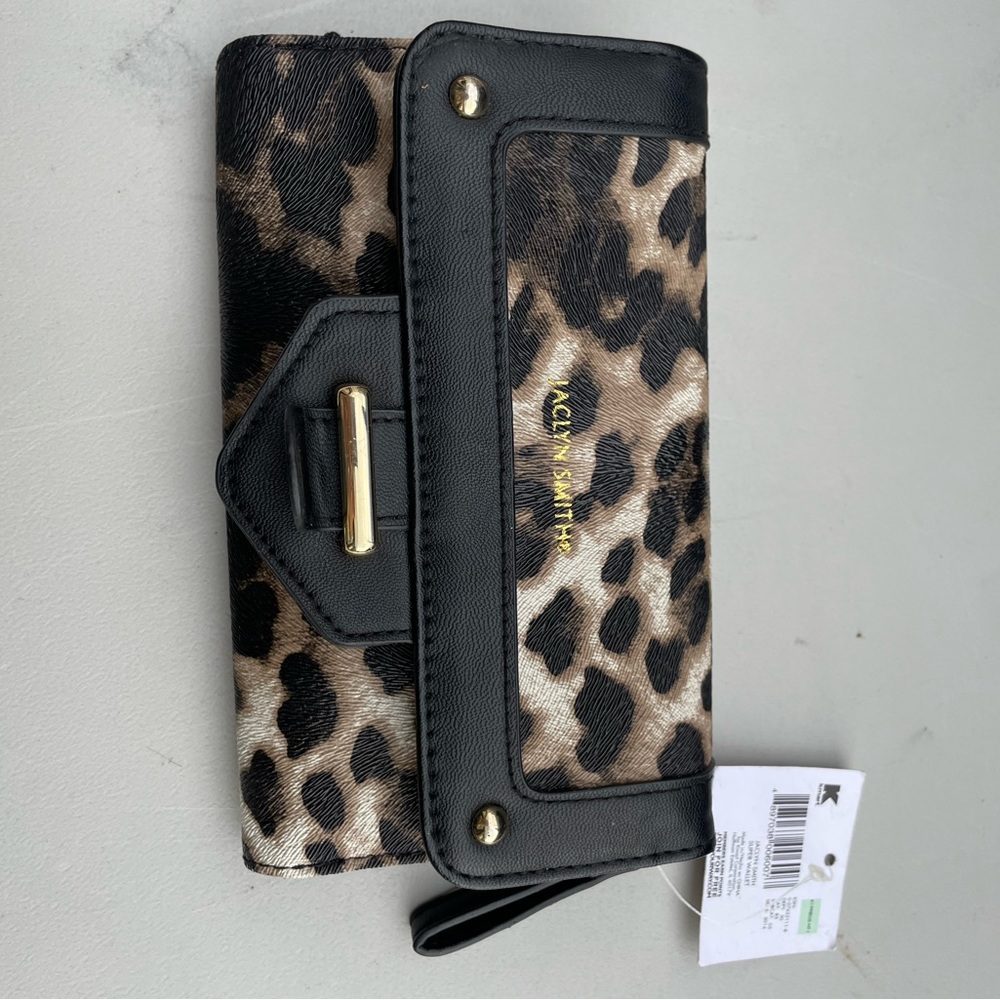 Jaclyn Smith Leopard Wallet